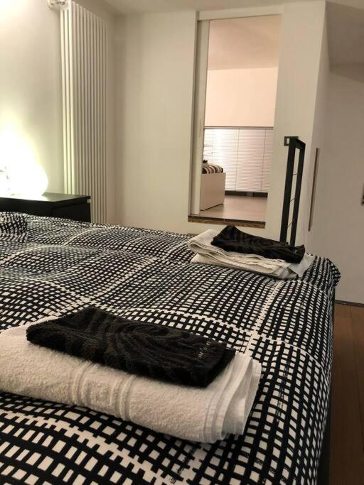 Moderno Loft Alle Porte Di Milano - 115Mq - 3 Posti Cormano Exterior foto